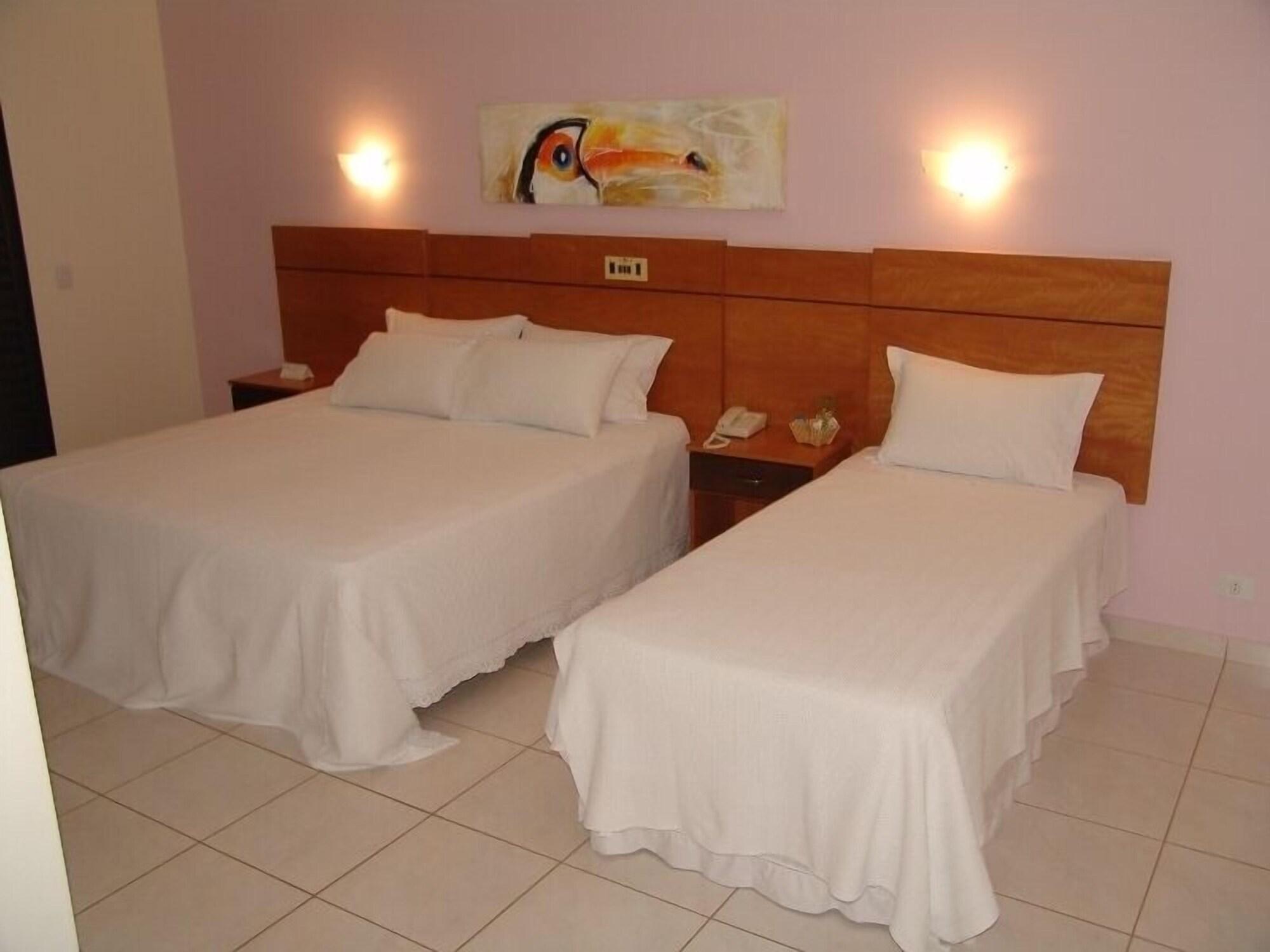 Real Palace Hotel Tres Lagoas Exterior photo